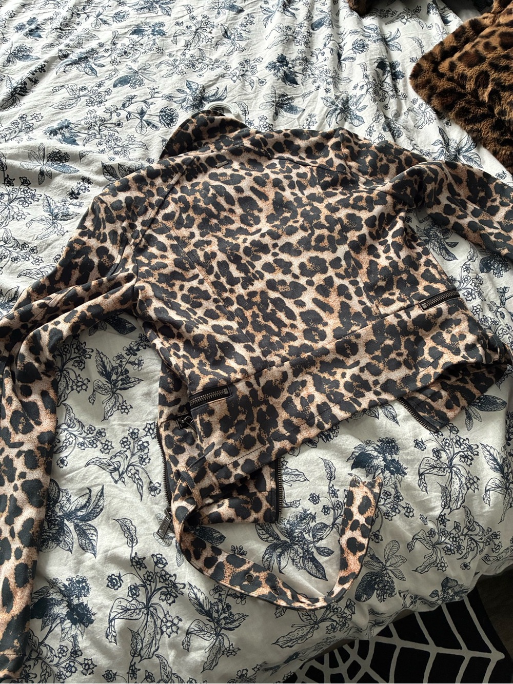 GUESS Leopard-Print Moto Jacket in Brown and Black - Picture 3 of 9